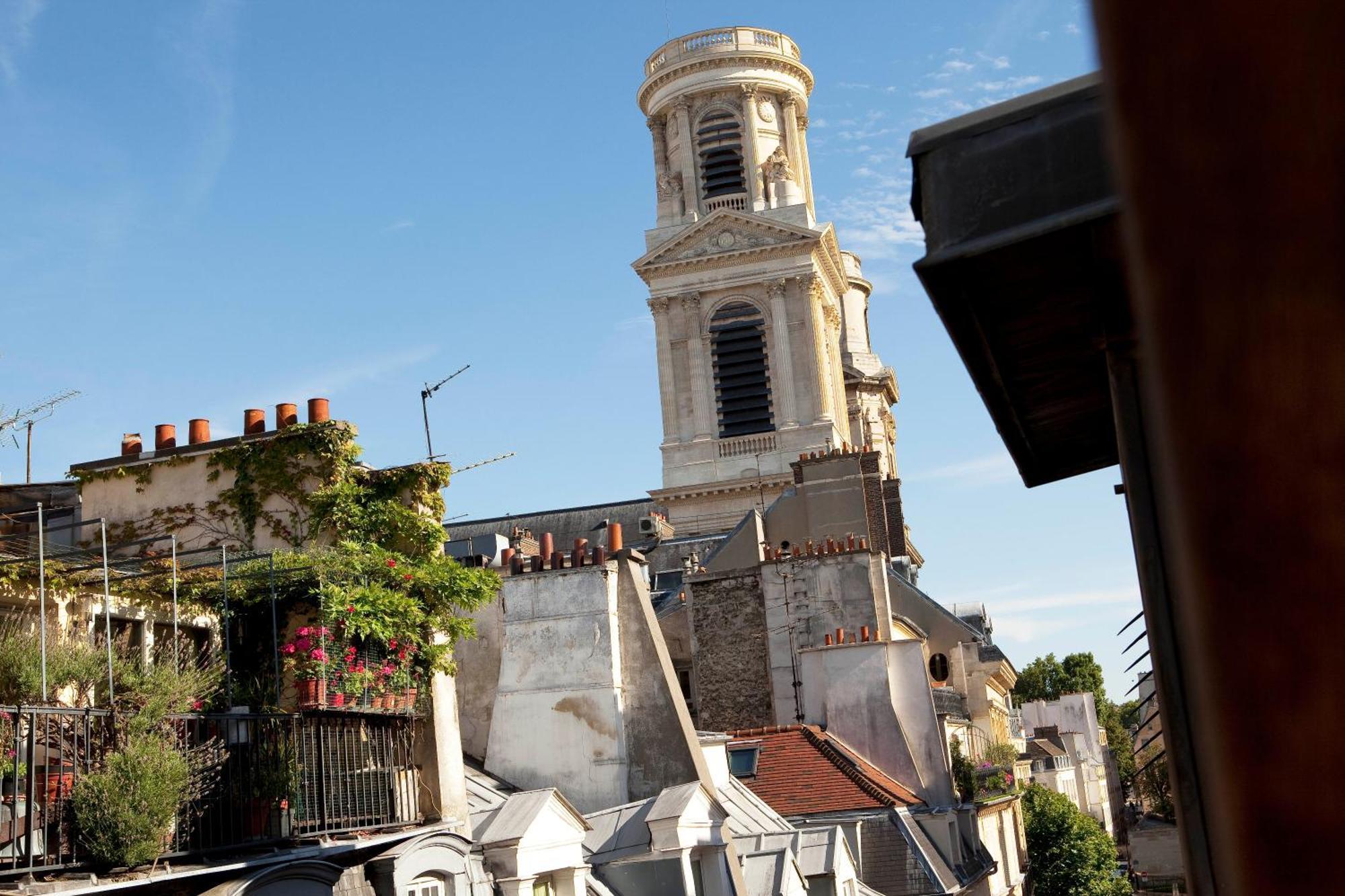 Hotel La Perle Paris